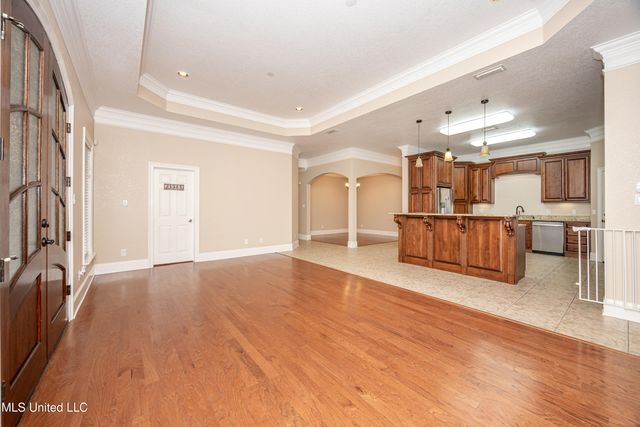 5851 Old Spanish Trail, Ocean Springs, MS 39564