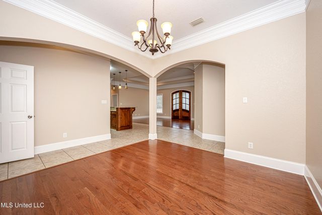 5851 Old Spanish Trail, Ocean Springs, MS 39564