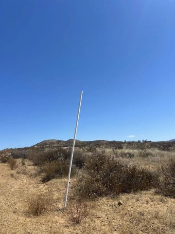 ., Hemet, CA 92544