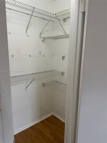 15560 SW 104th Ter 625, Miami, FL 33196