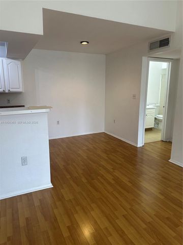 15560 SW 104th Ter 625, Miami, FL 33196