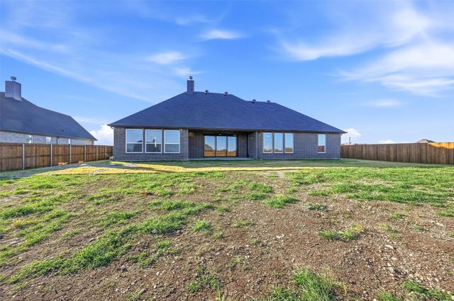 136 Grey Wolf, Godley, TX 76044