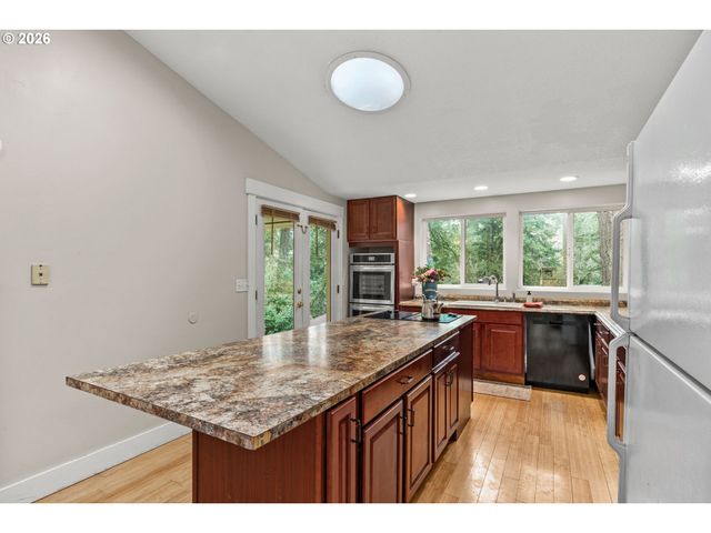 3283 STONEY RIDGE Rd, Eugene, OR 97405