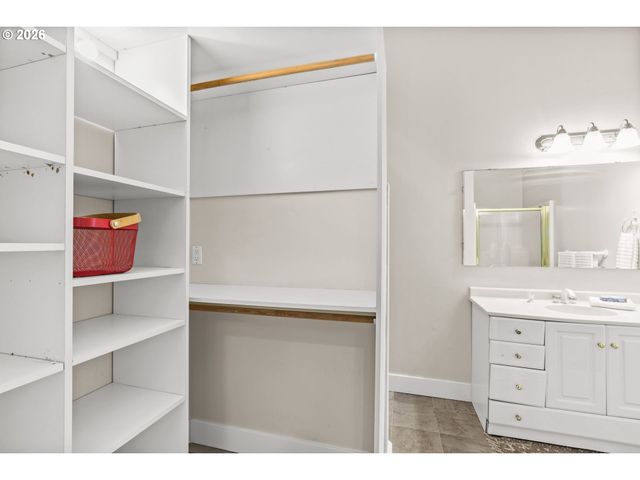 3283 STONEY RIDGE Rd, Eugene, OR 97405