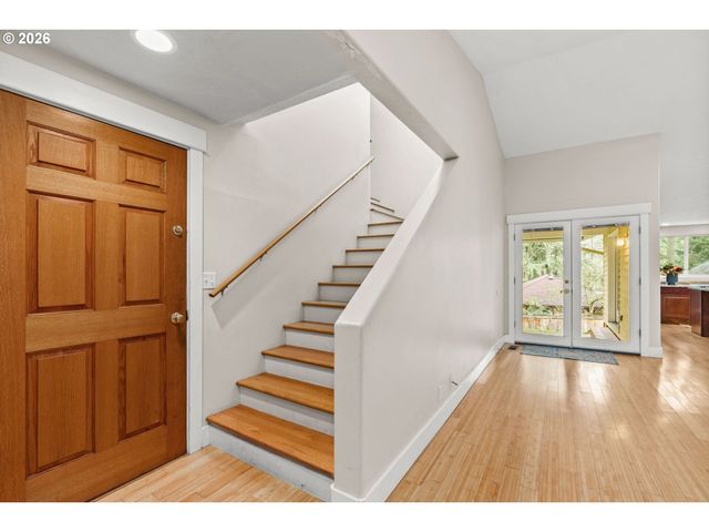 3283 STONEY RIDGE Rd, Eugene, OR 97405