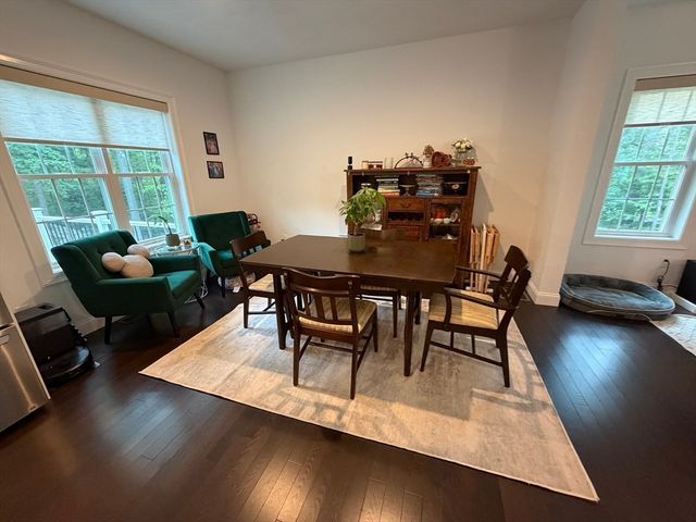 203 Albee Rd, Uxbridge, MA 01569