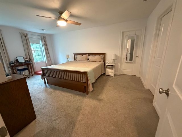 203 Albee Rd, Uxbridge, MA 01569