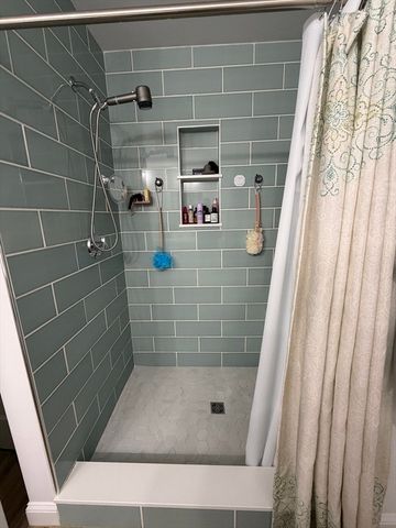 203 Albee Rd, Uxbridge, MA 01569
