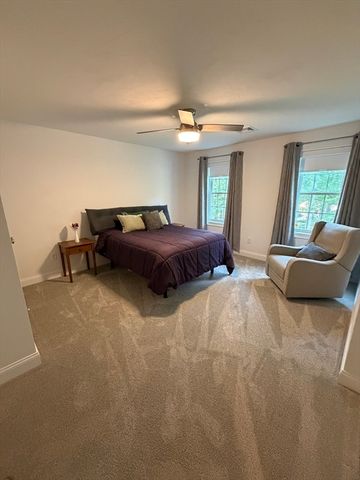 203 Albee Rd, Uxbridge, MA 01569