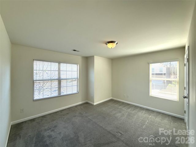 354 Cornielle Lane, Charlotte, NC 28216