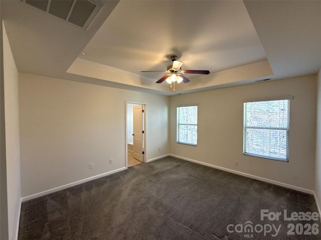 354 Cornielle Lane, Charlotte, NC 28216