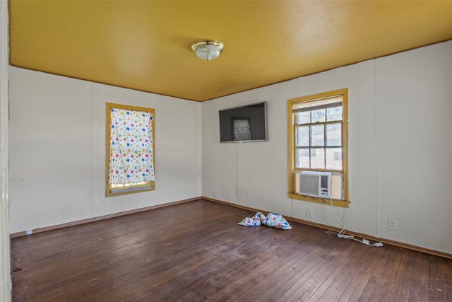 1301 E Ramsey Avenue, Fort Worth, TX 76104