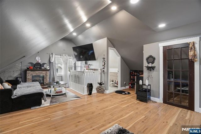 351 Griggs Avenue, Teaneck, NJ 07666