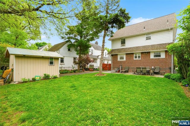 351 Griggs Avenue, Teaneck, NJ 07666