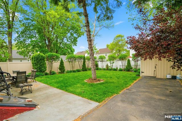 351 Griggs Avenue, Teaneck, NJ 07666