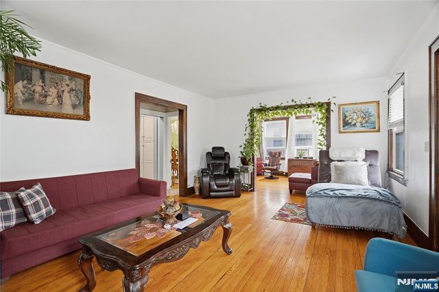 351 Griggs Avenue, Teaneck, NJ 07666