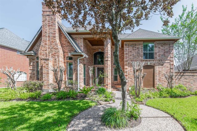 3722 Springhill Ln, Sugar Land, TX 77479