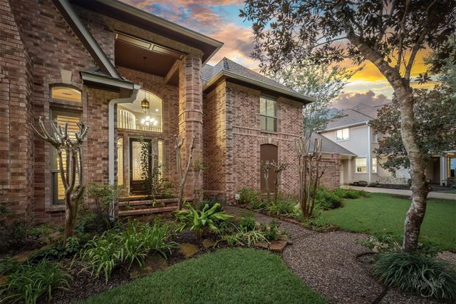 3722 Springhill Ln, Sugar Land, TX 77479