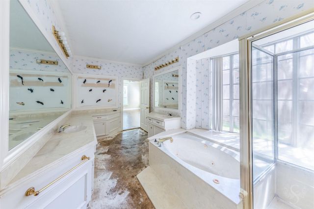 3722 Springhill Ln, Sugar Land, TX 77479