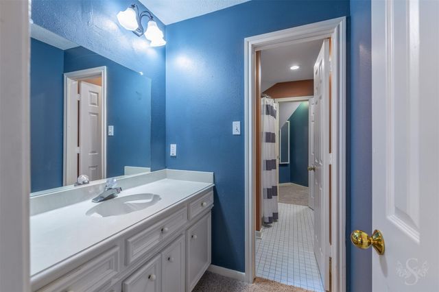 3722 Springhill Ln, Sugar Land, TX 77479