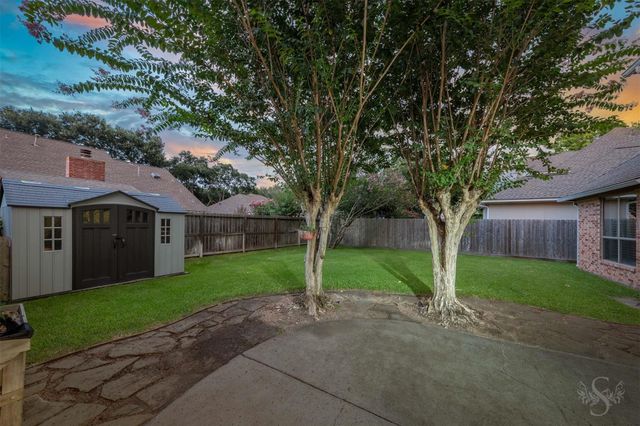 3722 Springhill Ln, Sugar Land, TX 77479