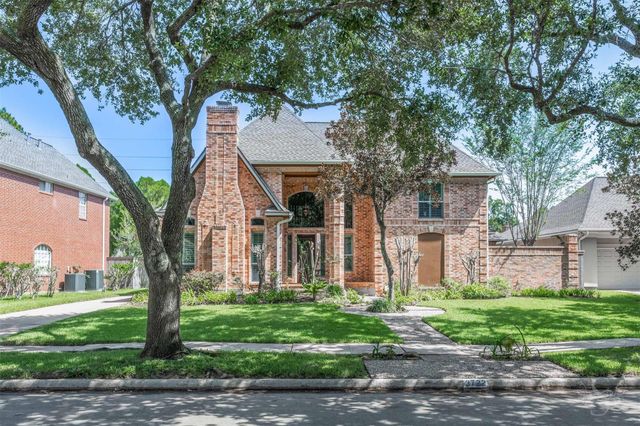 3722 Springhill Ln, Sugar Land, TX 77479