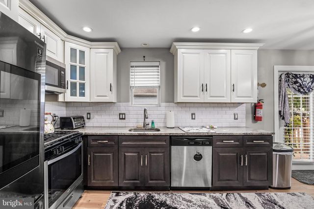 124 WASHINGTON, Mount Ephraim, NJ 08059