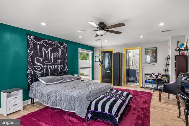 124 WASHINGTON, Mount Ephraim, NJ 08059