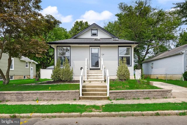 124 WASHINGTON, Mount Ephraim, NJ 08059