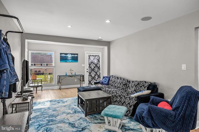 124 WASHINGTON, Mount Ephraim, NJ 08059