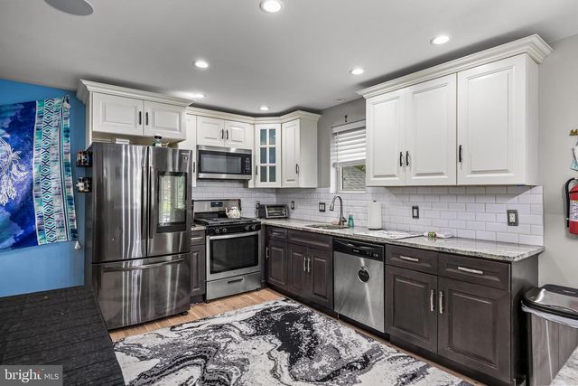 124 WASHINGTON, Mount Ephraim, NJ 08059