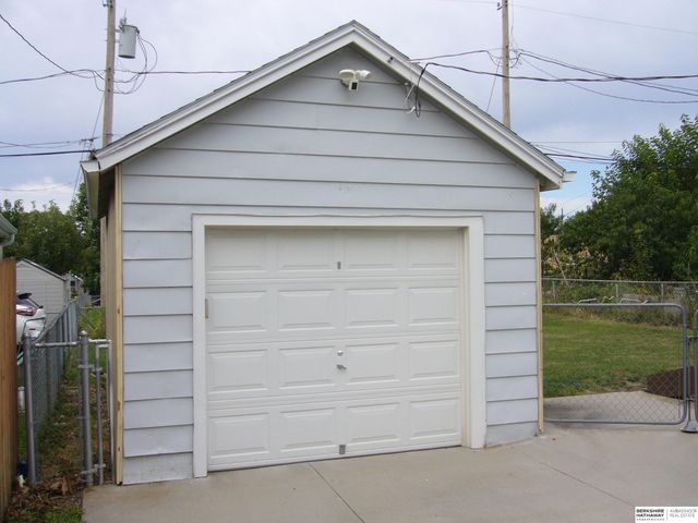 6242 S 36 Avenue, Omaha, NE 68107