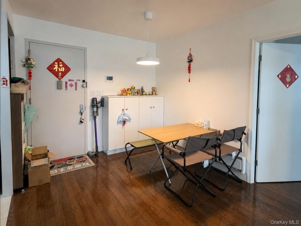 22-30 College Point Boulevard 3B, College Point, NY 11356 — photo 3