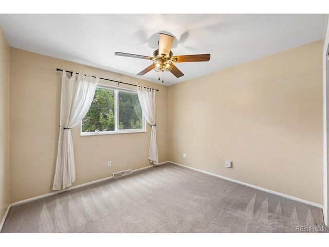 4301 S Evanston Ct, Aurora, CO 80015