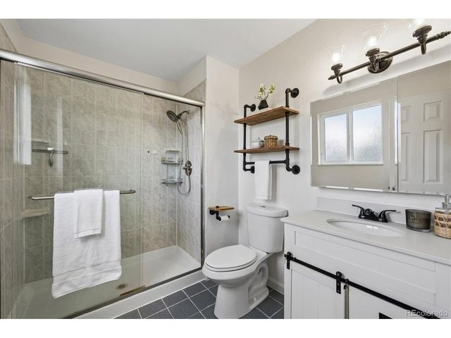 4301 S Evanston Ct, Aurora, CO 80015