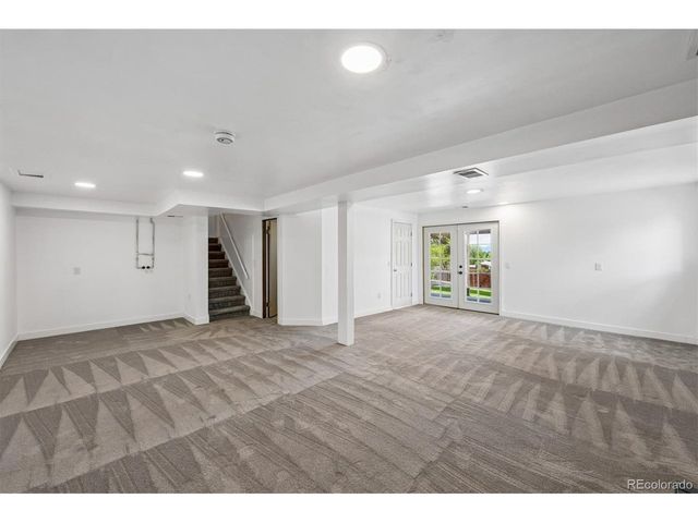 4301 S Evanston Ct, Aurora, CO 80015