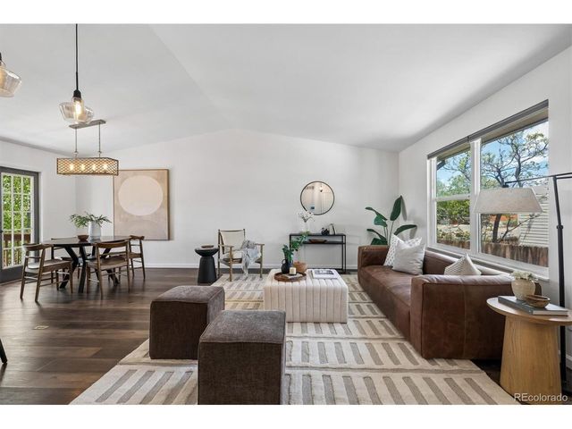 4301 S Evanston Ct, Aurora, CO 80015