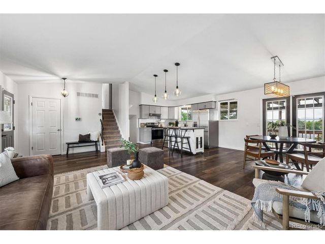 4301 S Evanston Ct, Aurora, CO 80015