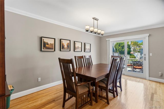 36 Sea Court Lane, Port Jefferson, NY 11777