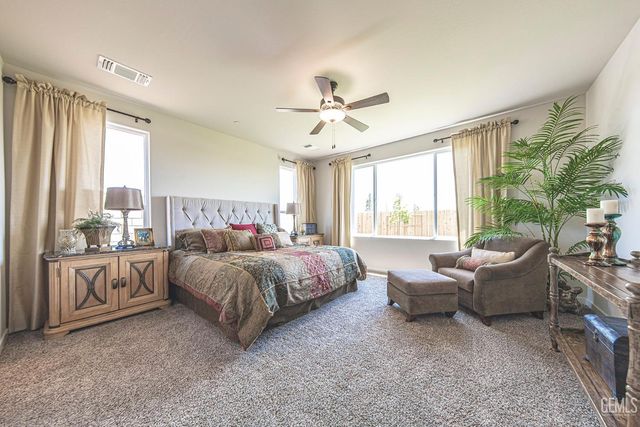 11020 Alcazar Avenue, Bakersfield, CA 93311