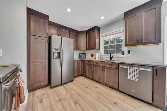 3101 Kershaw RD NW, Roanoke, VA 24017