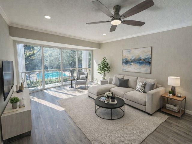 5050 Ambassador Way 212, Houston, TX 77056