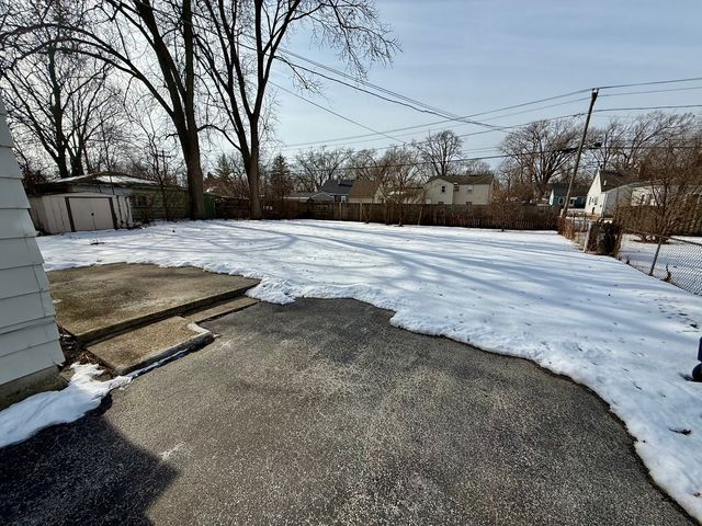 14448 Kilbourne Avenue, Midlothian, IL 60445