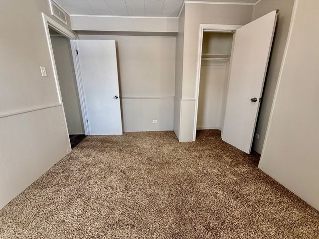 14448 Kilbourne Avenue, Midlothian, IL 60445