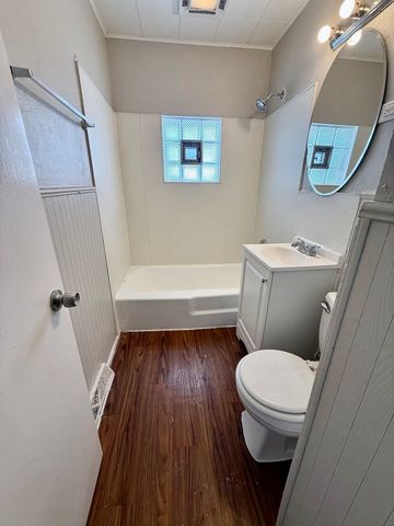 14448 Kilbourne Avenue, Midlothian, IL 60445