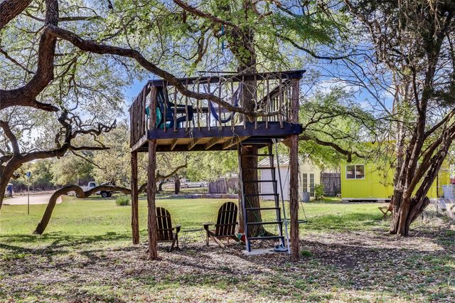 10133 Oliver DR, Austin, TX 78737