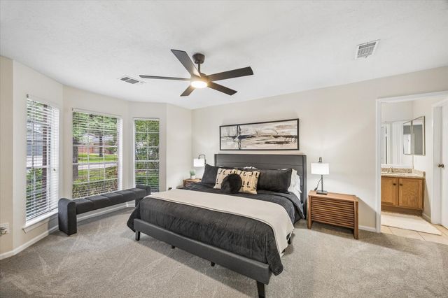 30 Camberwell Court, The Woodlands, TX 77380