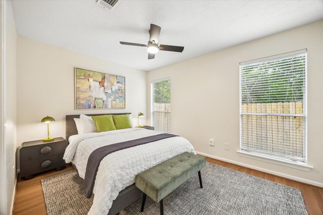 30 Camberwell Court, The Woodlands, TX 77380