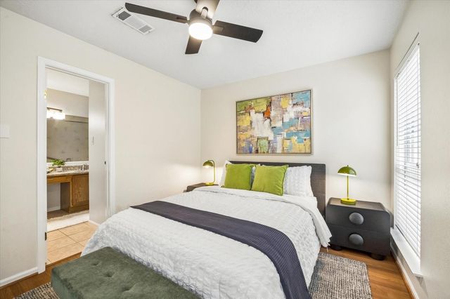 30 Camberwell Court, The Woodlands, TX 77380
