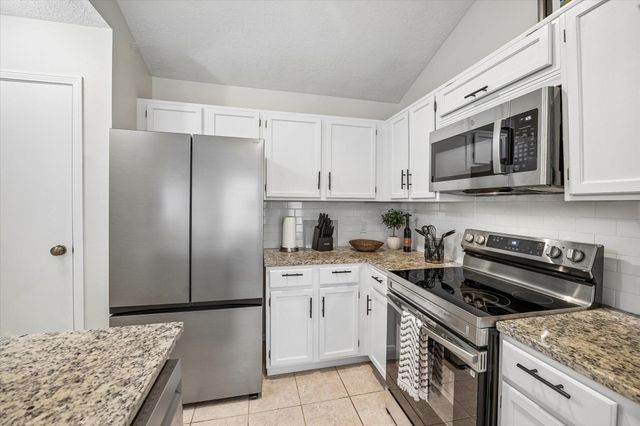 30 Camberwell Court, The Woodlands, TX 77380